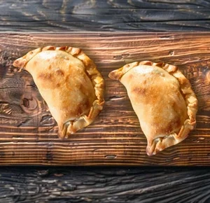 Sabores del Abuelo: Empanadas to eat every day - Empanadas de Carne - Beef Empanadas